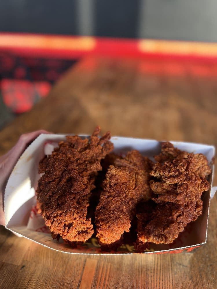 The Red Chickz — photo 1