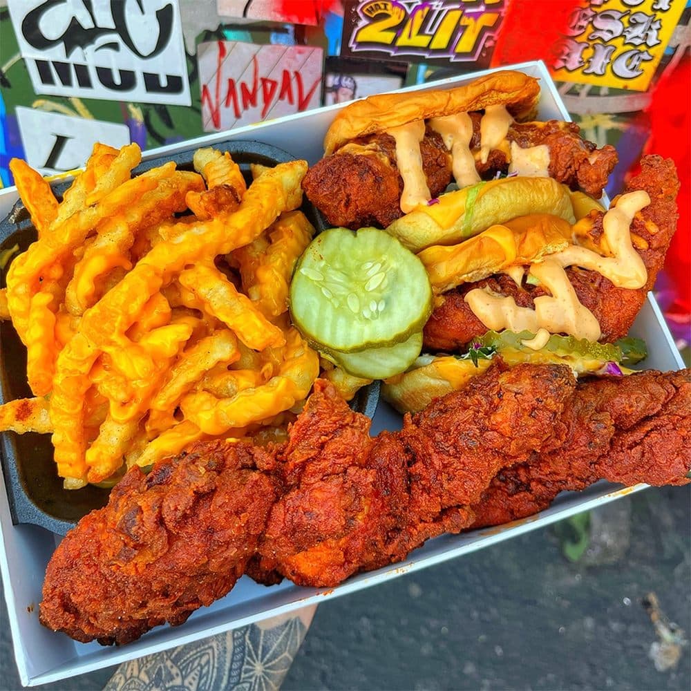 Dave's Hot Chicken — photo 1