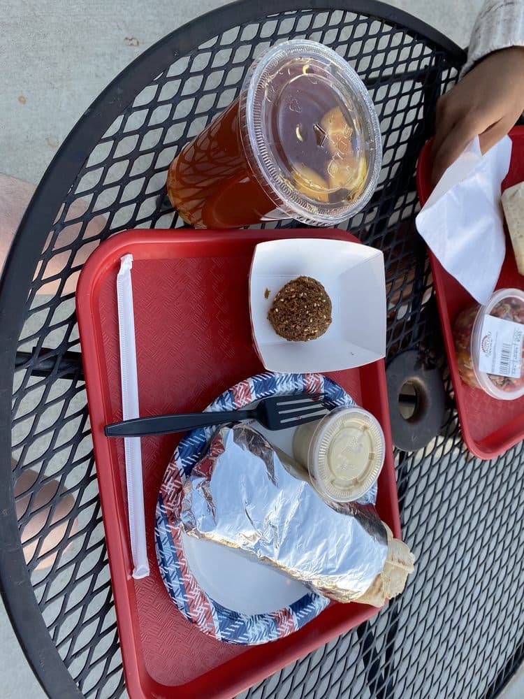 Zakia Deli