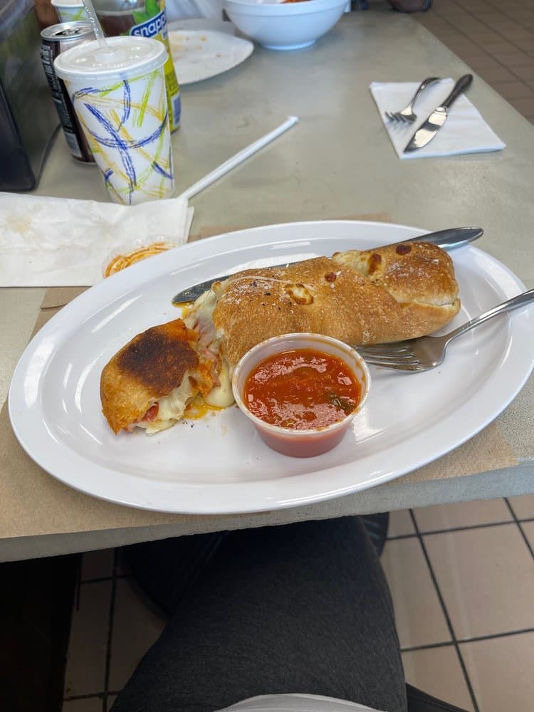 Pizza Shop — photo 1