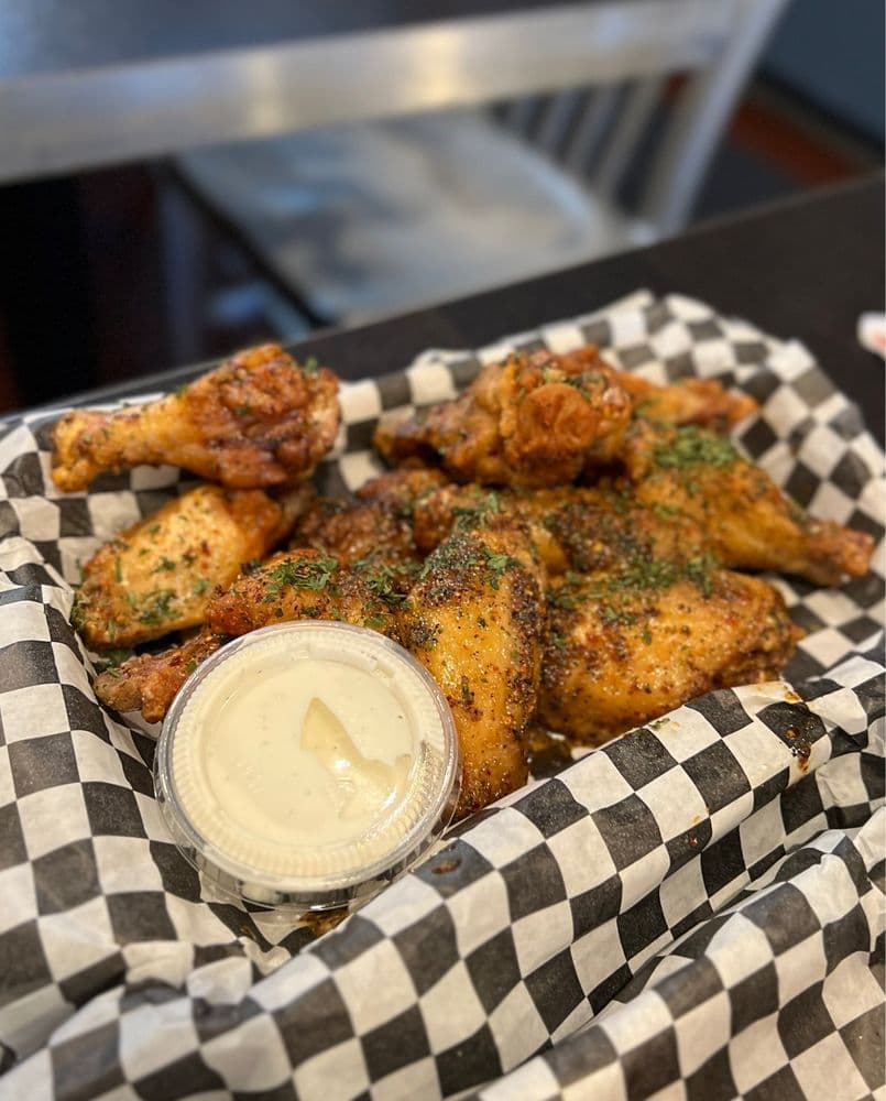 Wings Plus — photo 1