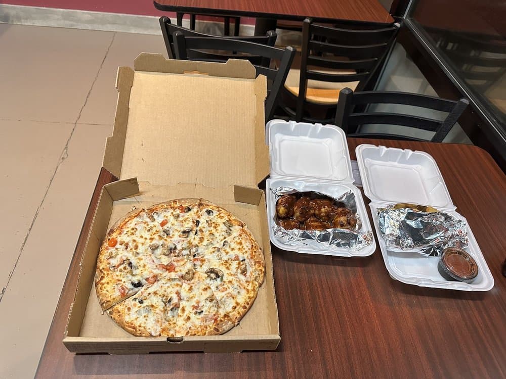 Hot Oven Pizza — photo 1