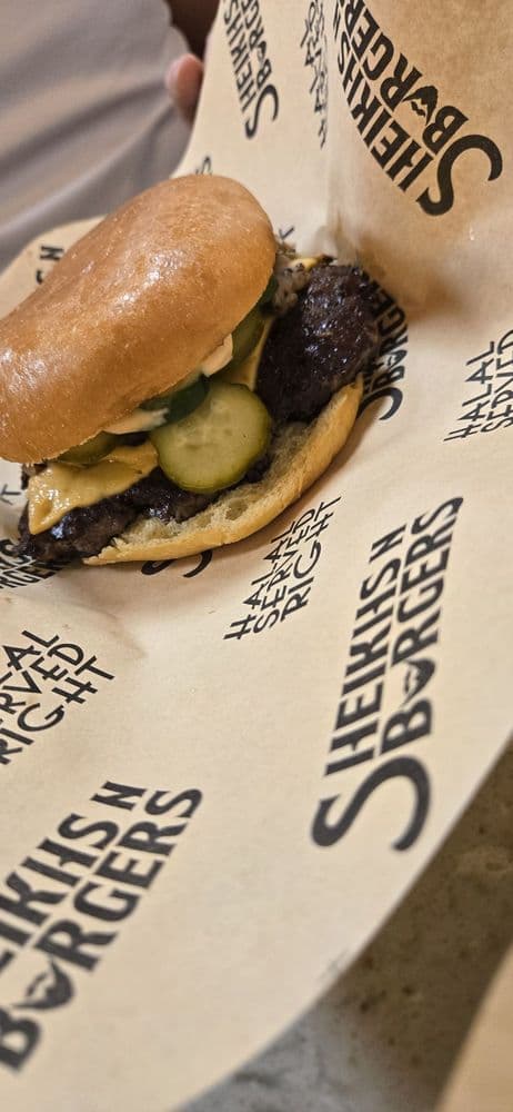 Sheikhs N Burgers — photo 1