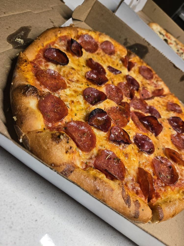 Zombie Pizza — photo 1