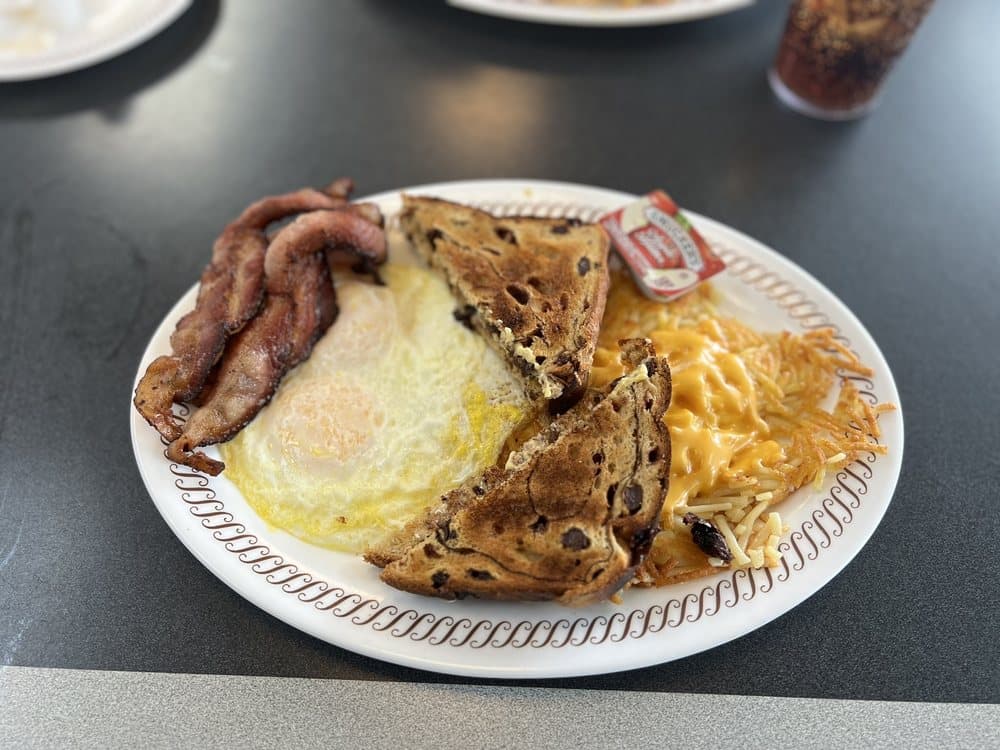 Waffle House — photo 1