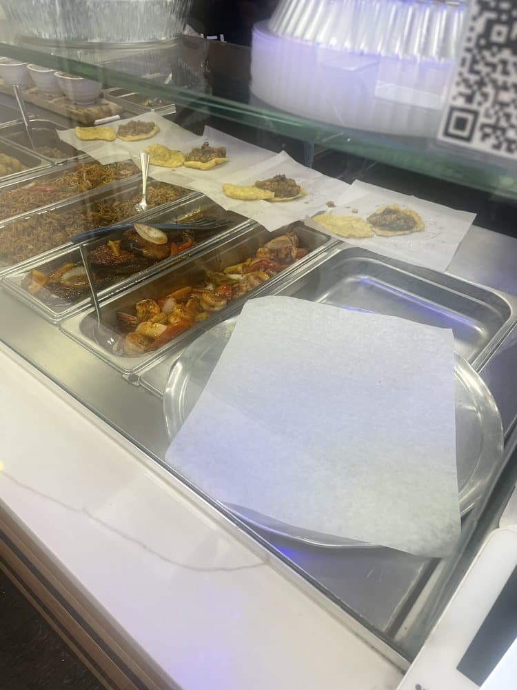 Ali's Roti Shop — photo 1