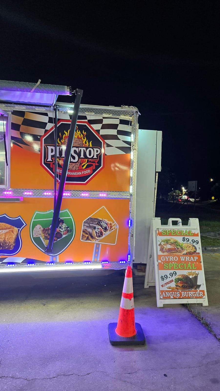 Pit Stop — photo 1