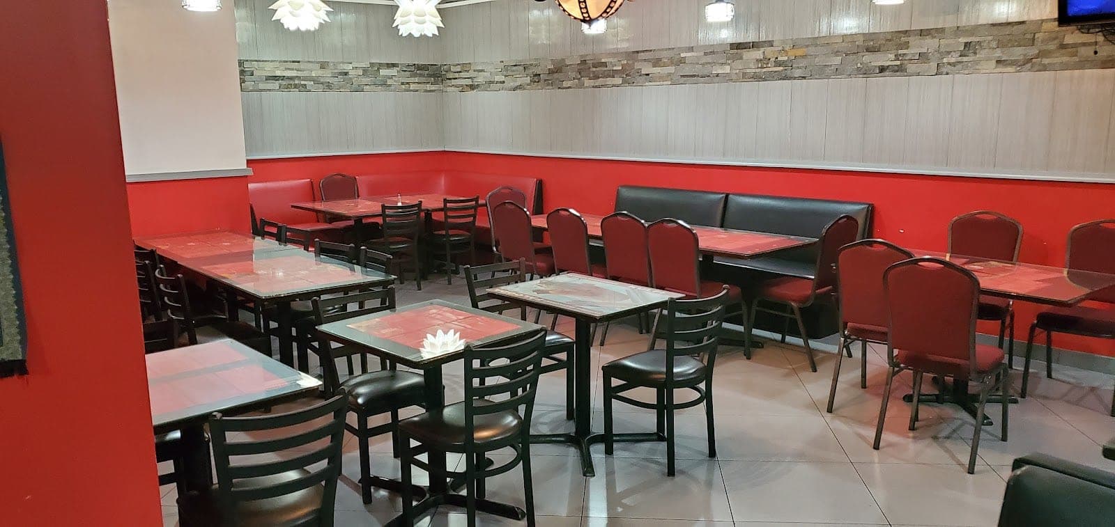 Tandoor Desi Cuisine & Pizza — photo 2