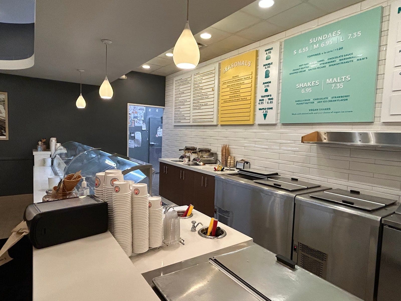 Mitchell's Homemade Ice Cream - Avon — photo 4