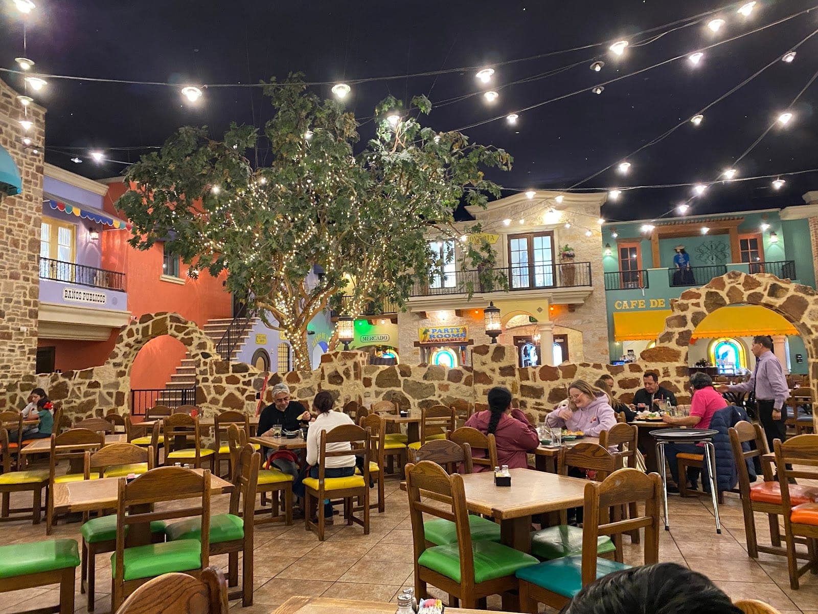 Mamacita's Restaurant — photo 1