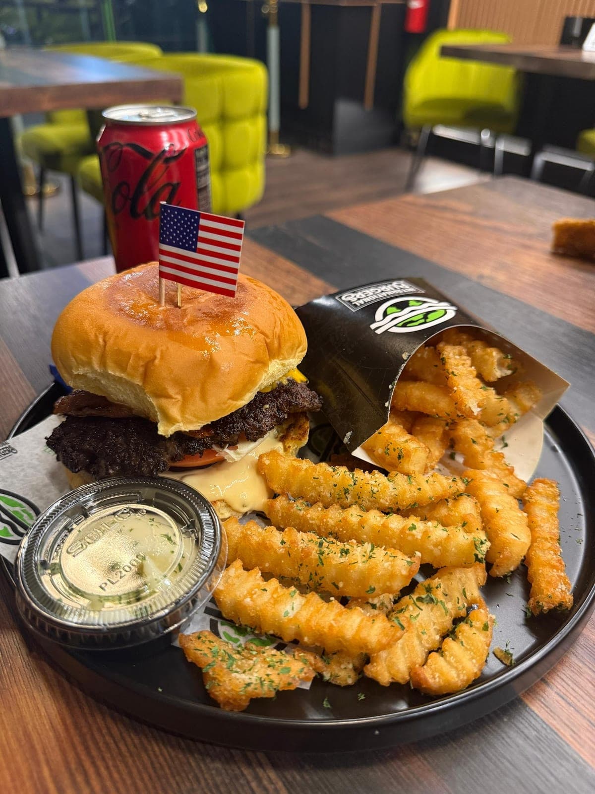 International Burgers — photo 5