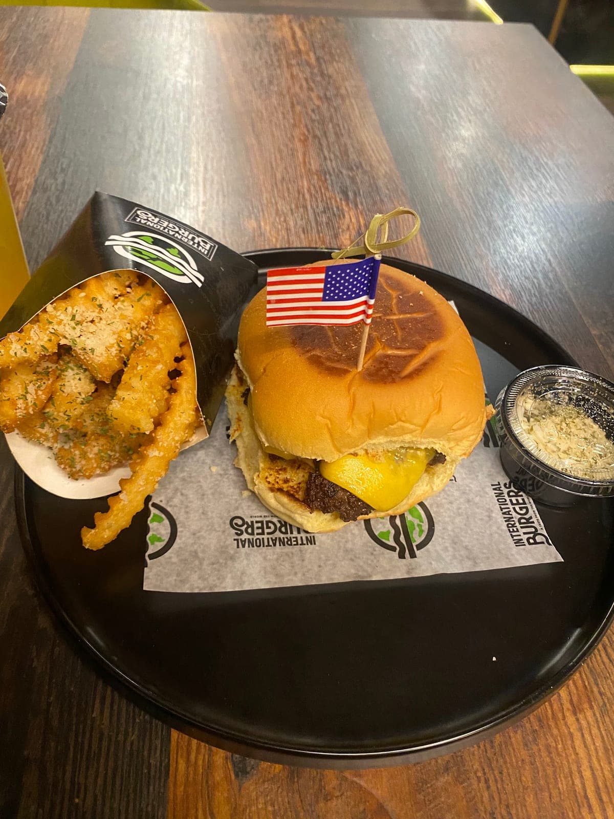 International Burgers — photo 6