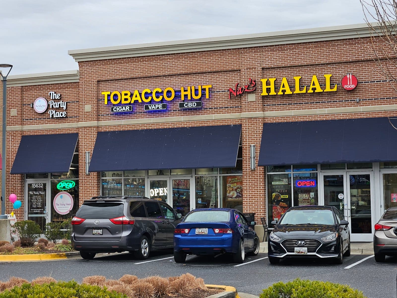 Naz's Halal Food - Burtonsville — photo 1