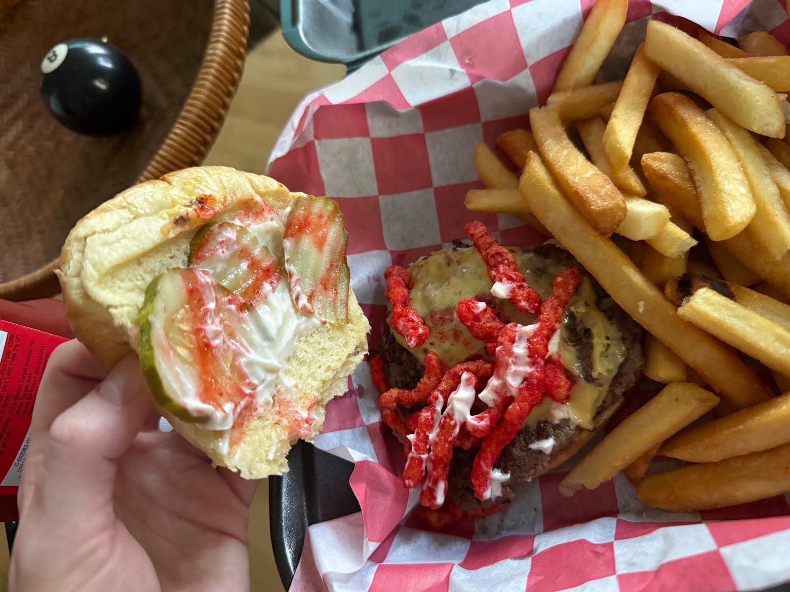 Moon Burger — photo 3