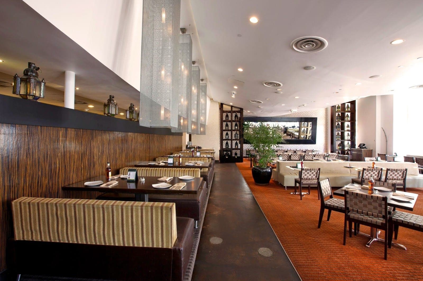 Lebanese Taverna — photo 3