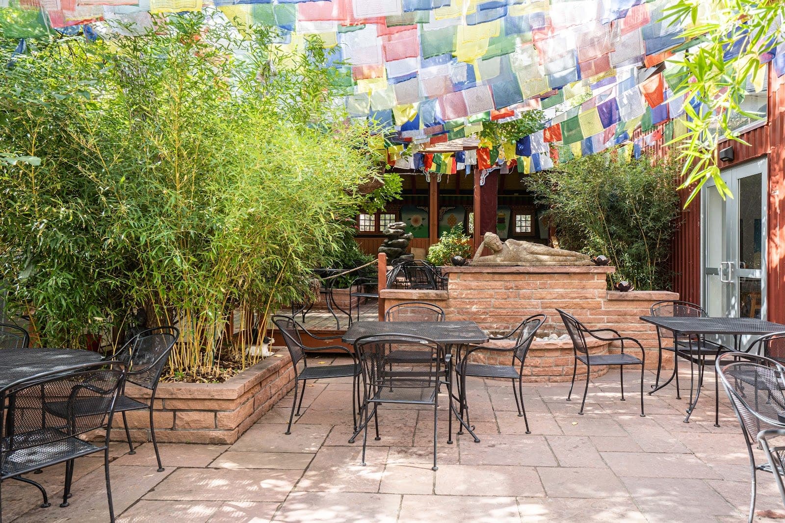 Sherpa House Restaurant & Cultural Center — photo 2