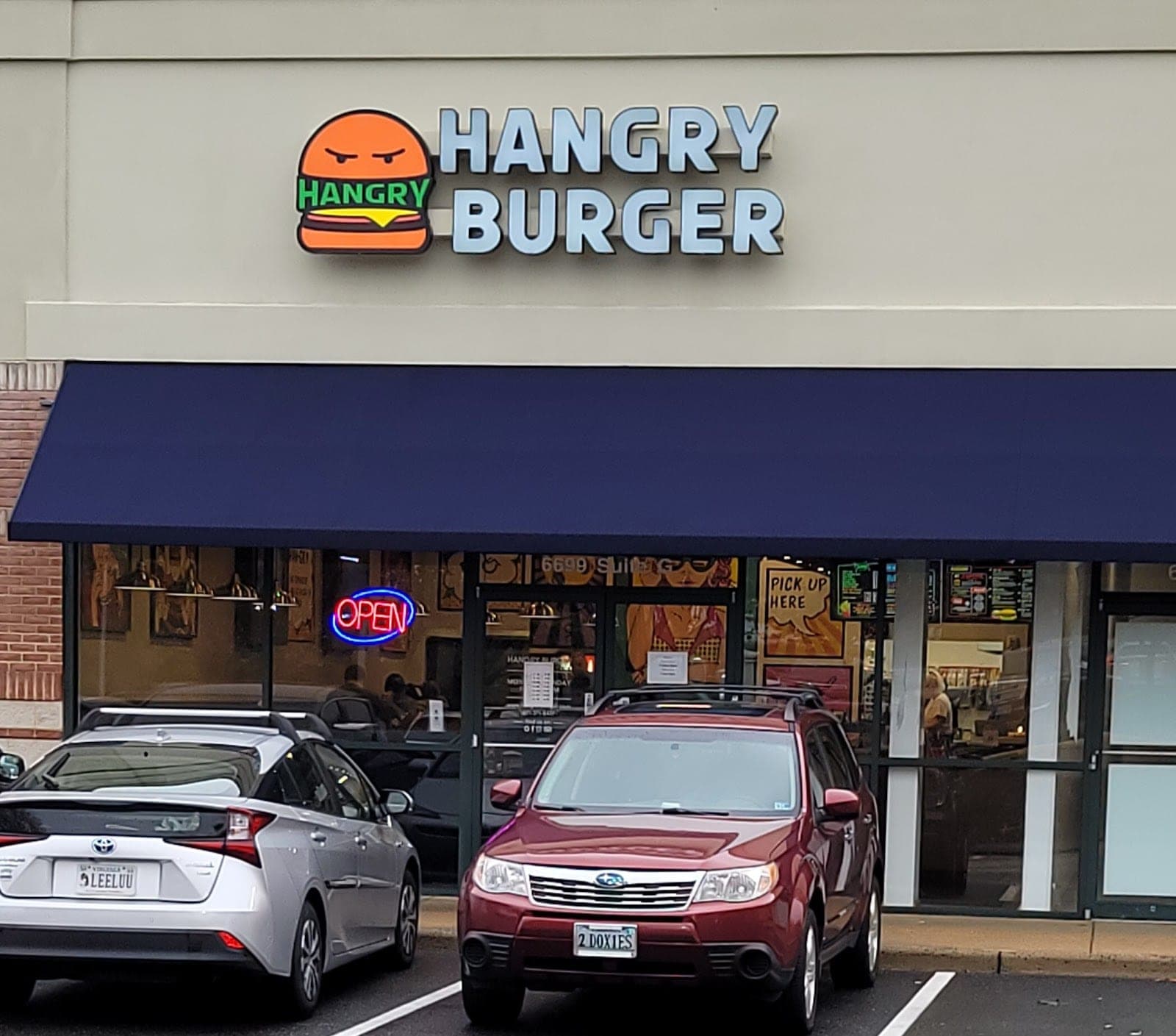 Hangry Burger — photo 1