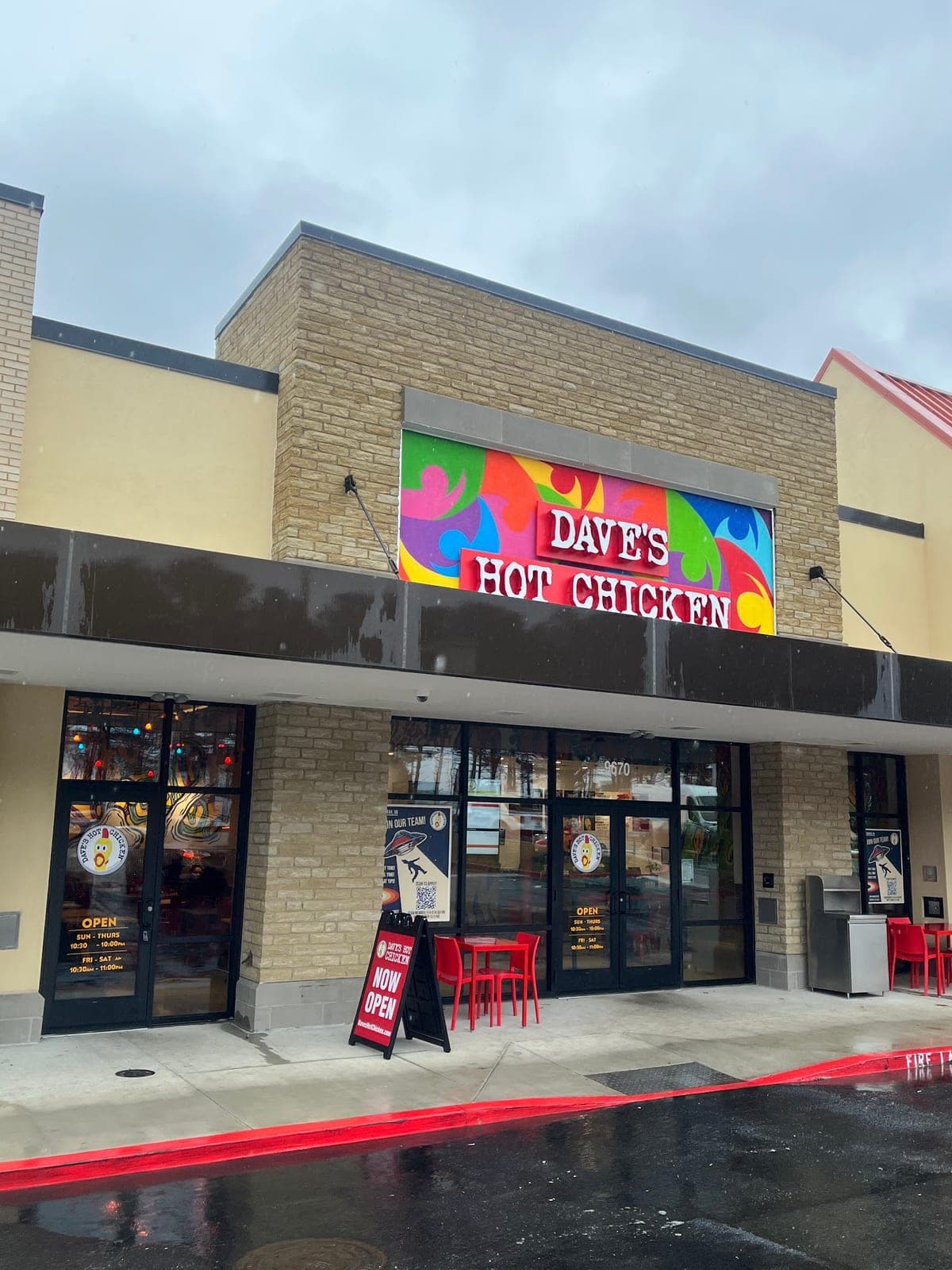 Dave's Hot Chicken — photo 1
