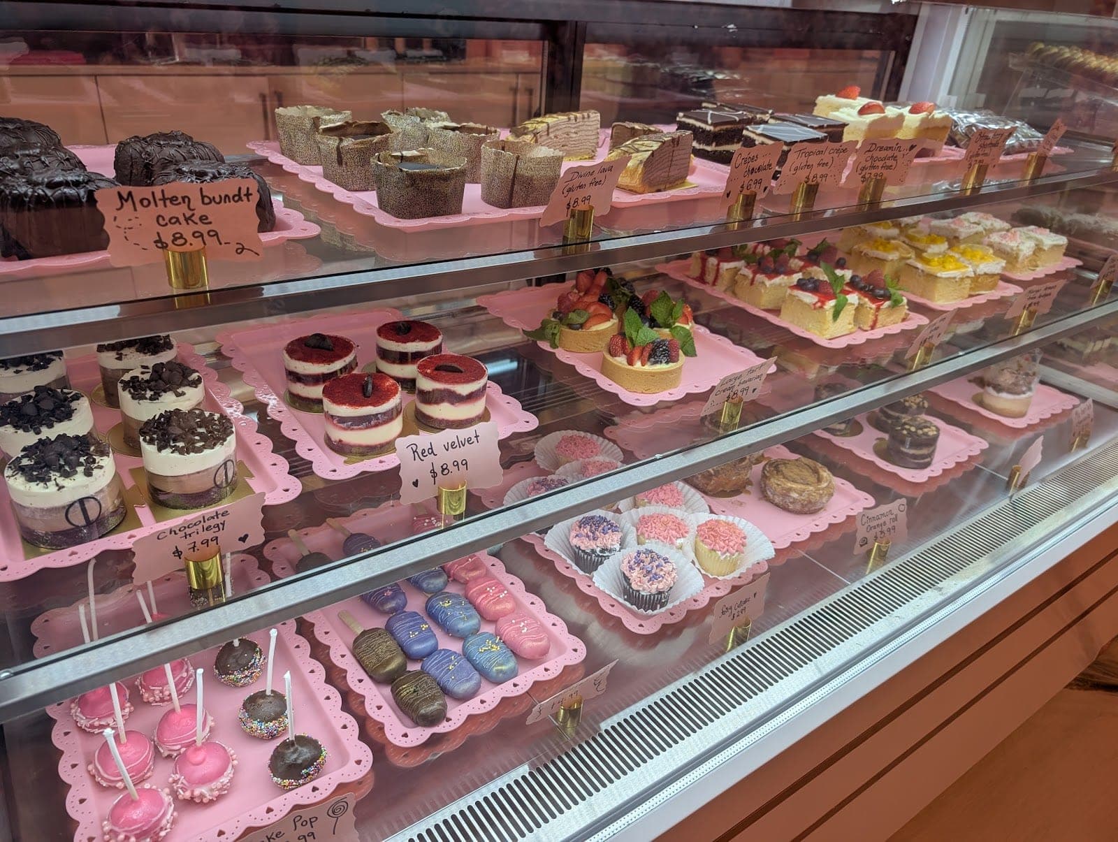 Pink Sweets Cafe — photo 4