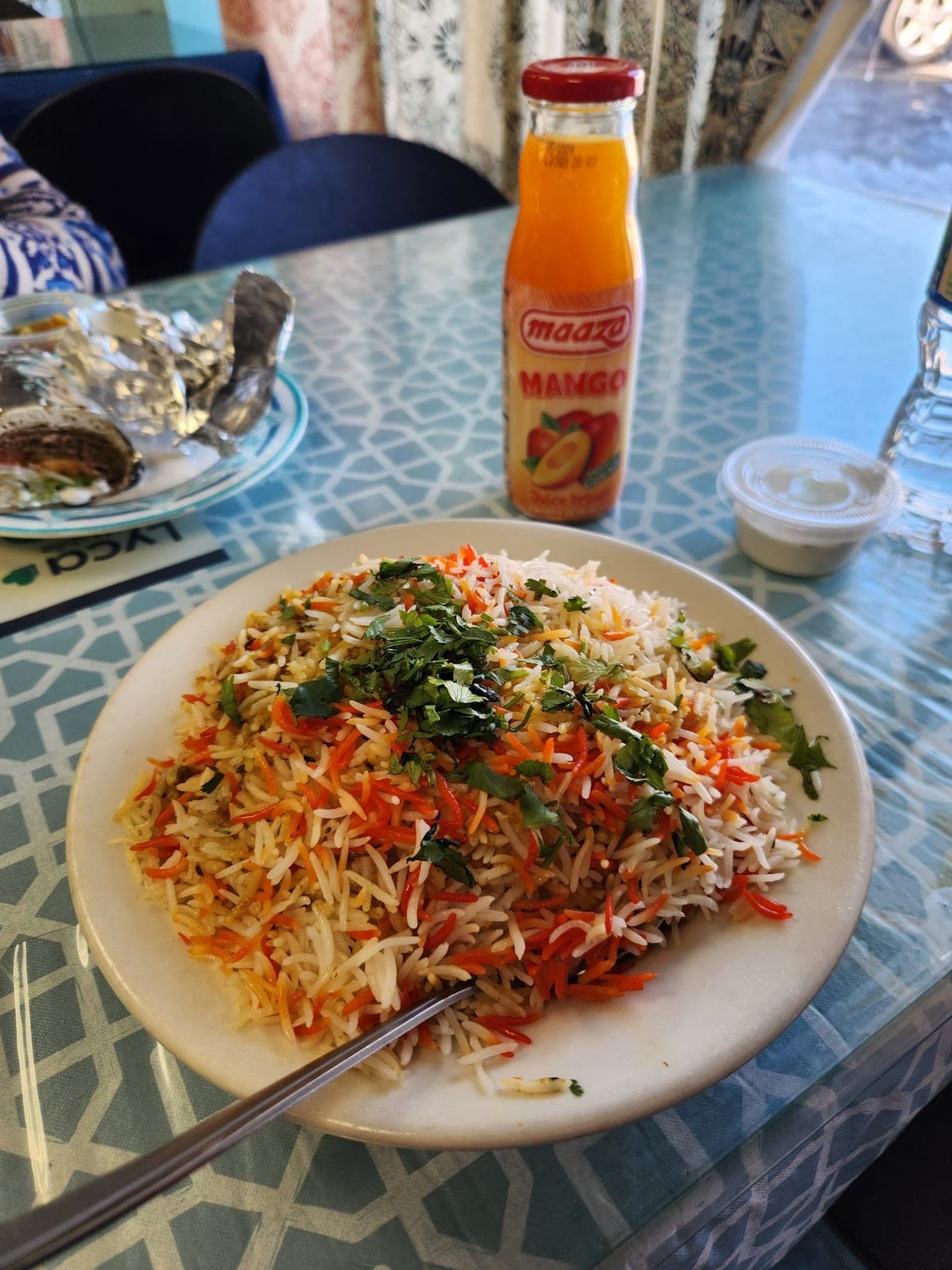 Saint Louis Halal Meat, Grocery & Foods - Baba's Restaurant — photo 2