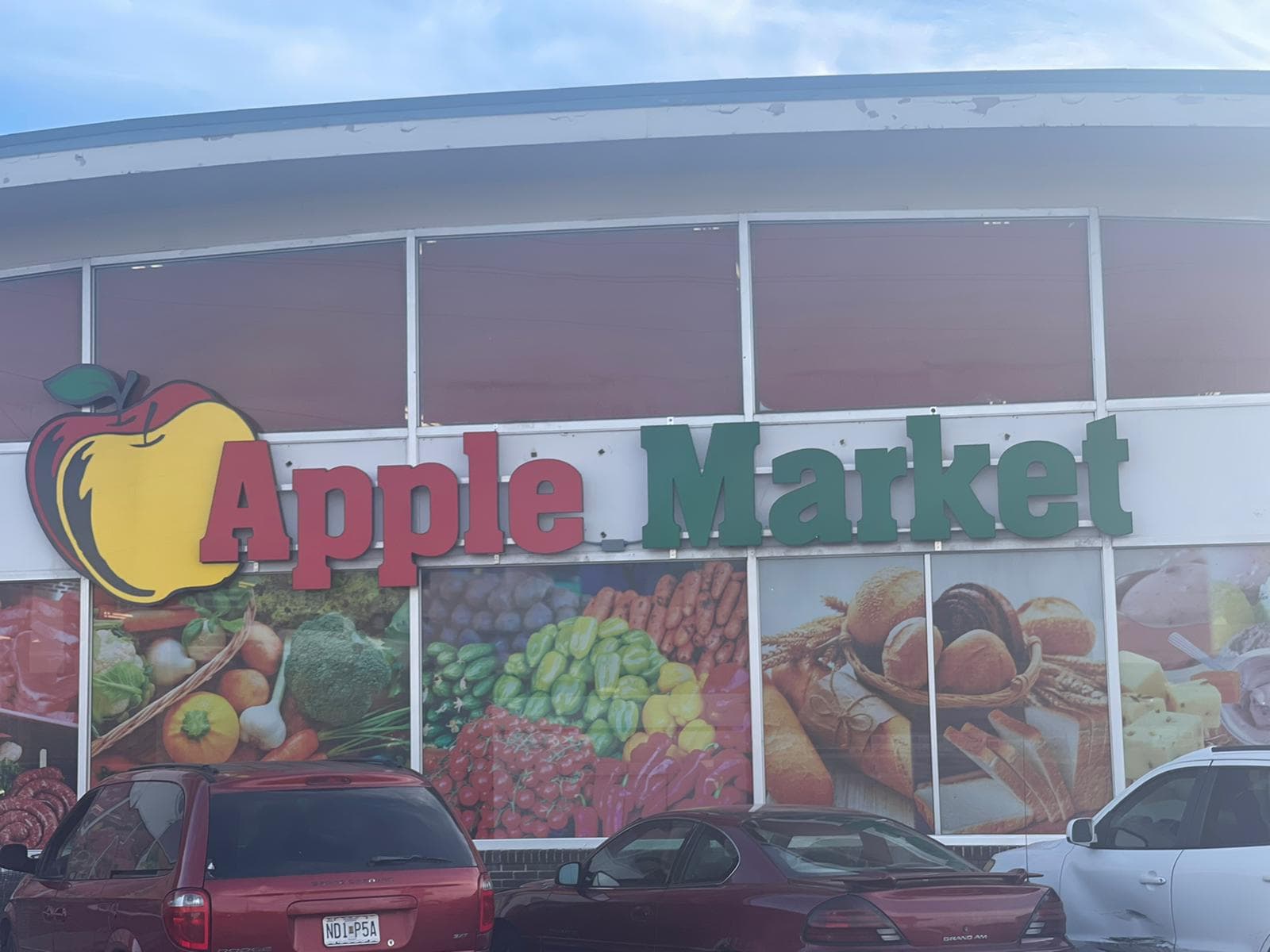 Sterling Apple Market — photo 5