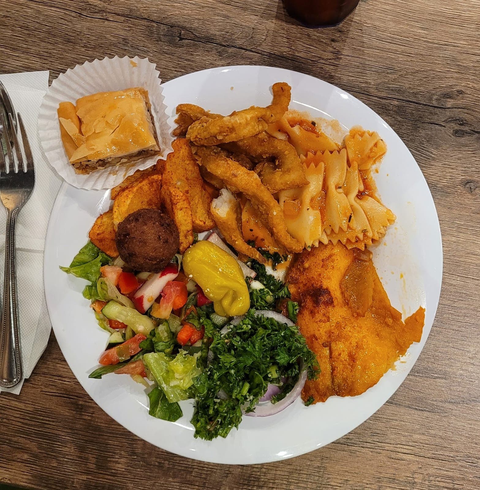 Dimassi's Mediterranean Buffet — photo 4