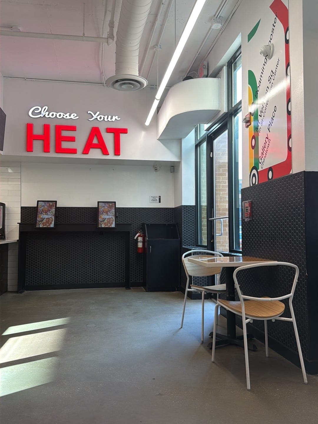Roaming Rooster — photo 5