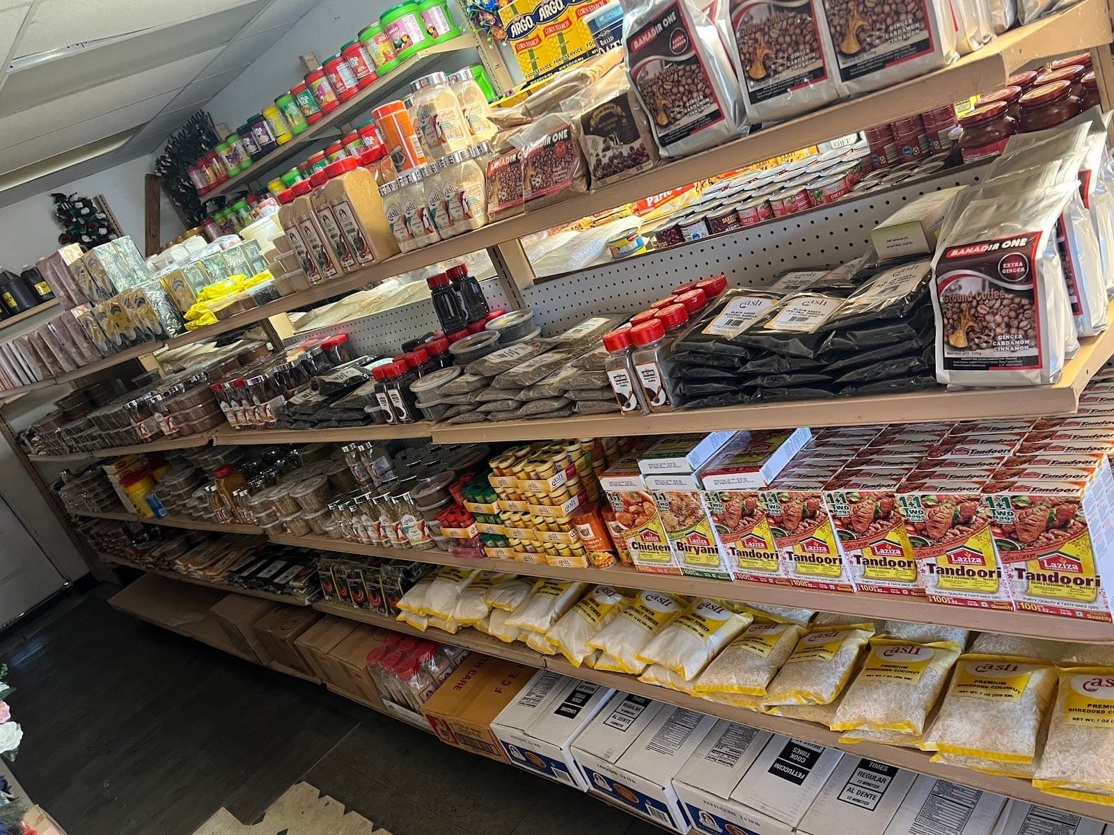 Nasiib Halal Store — photo 4