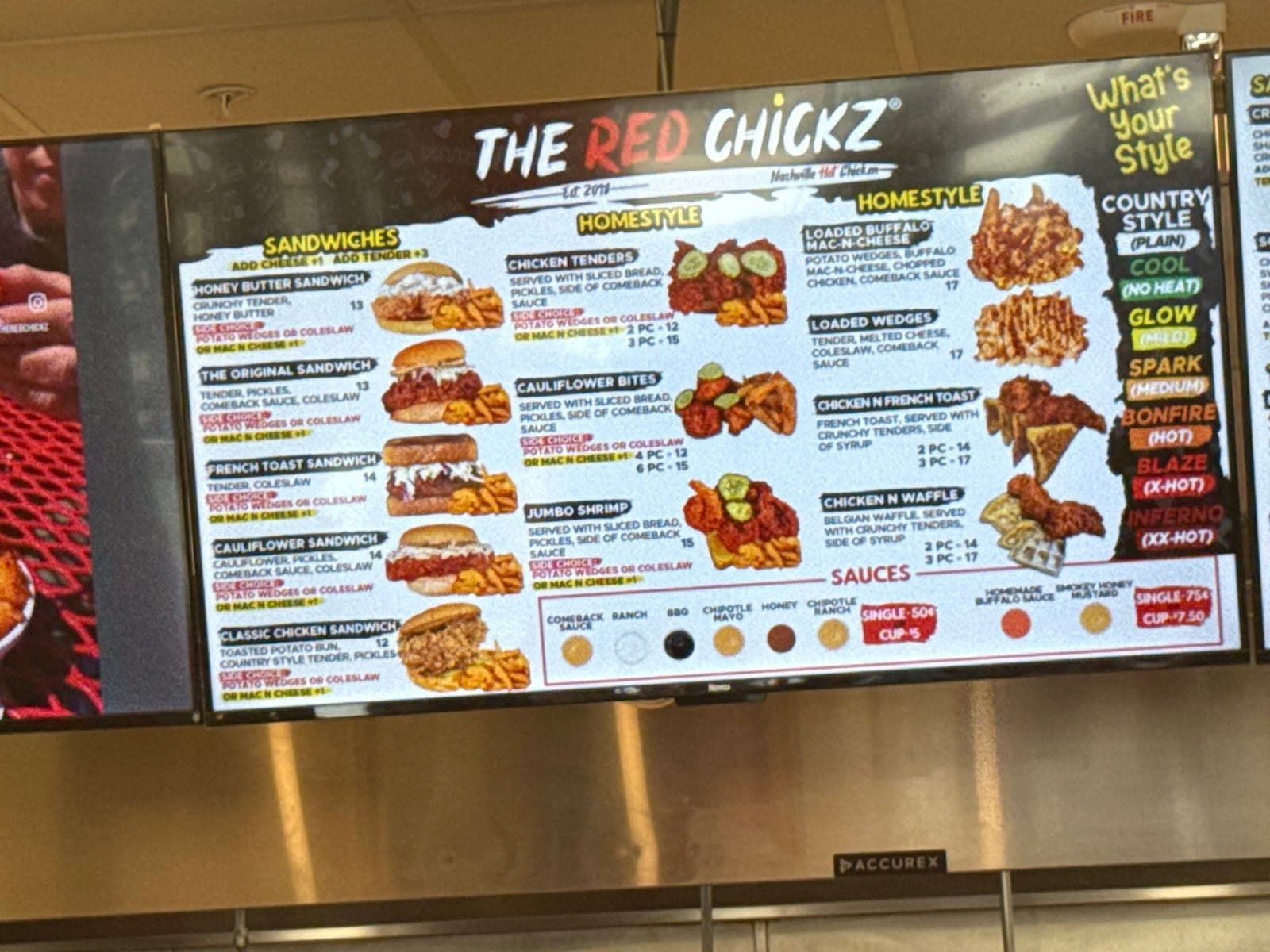 The Red Chickz — photo 2