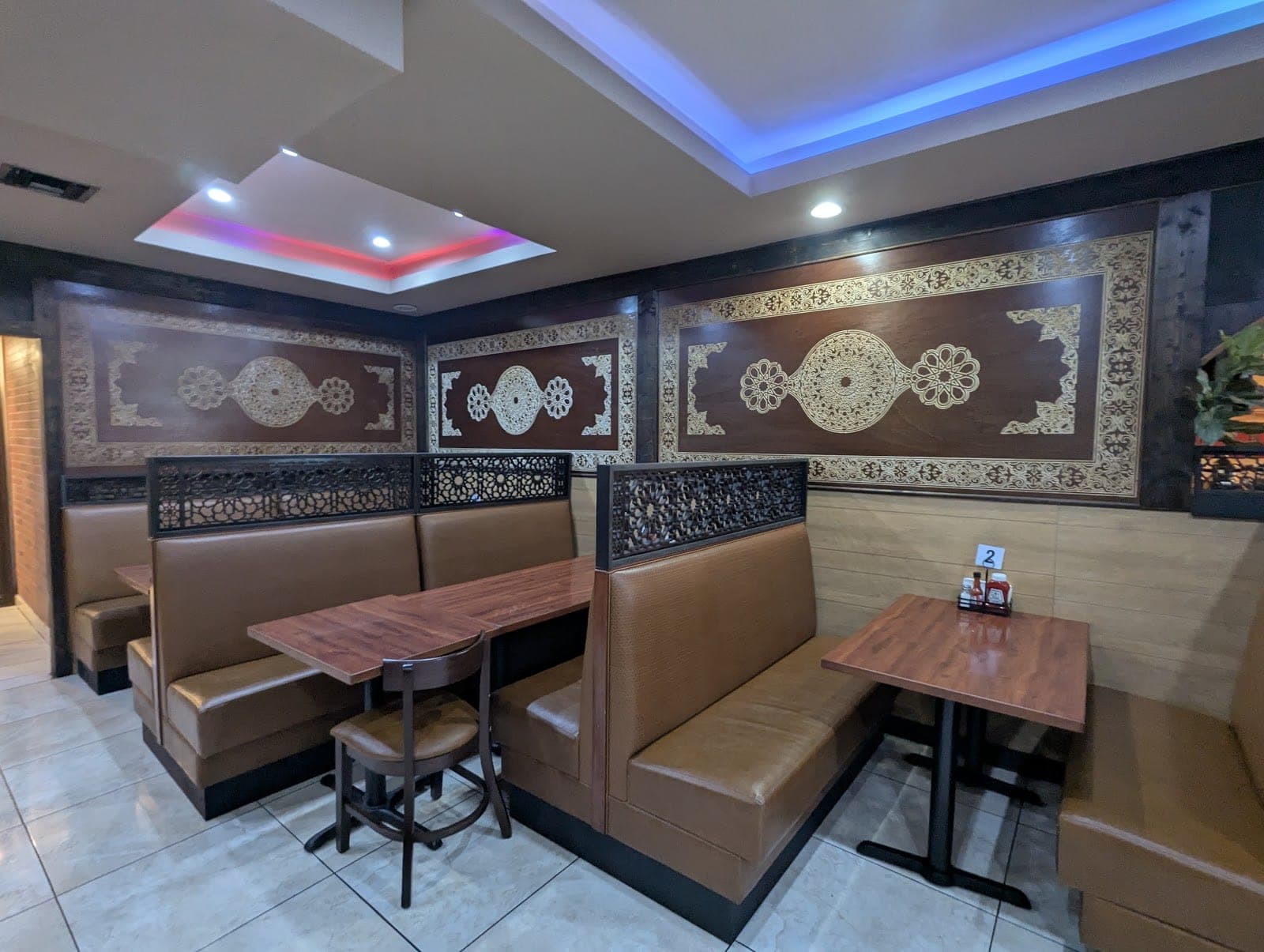 Abu Naji Restaurant — photo 2