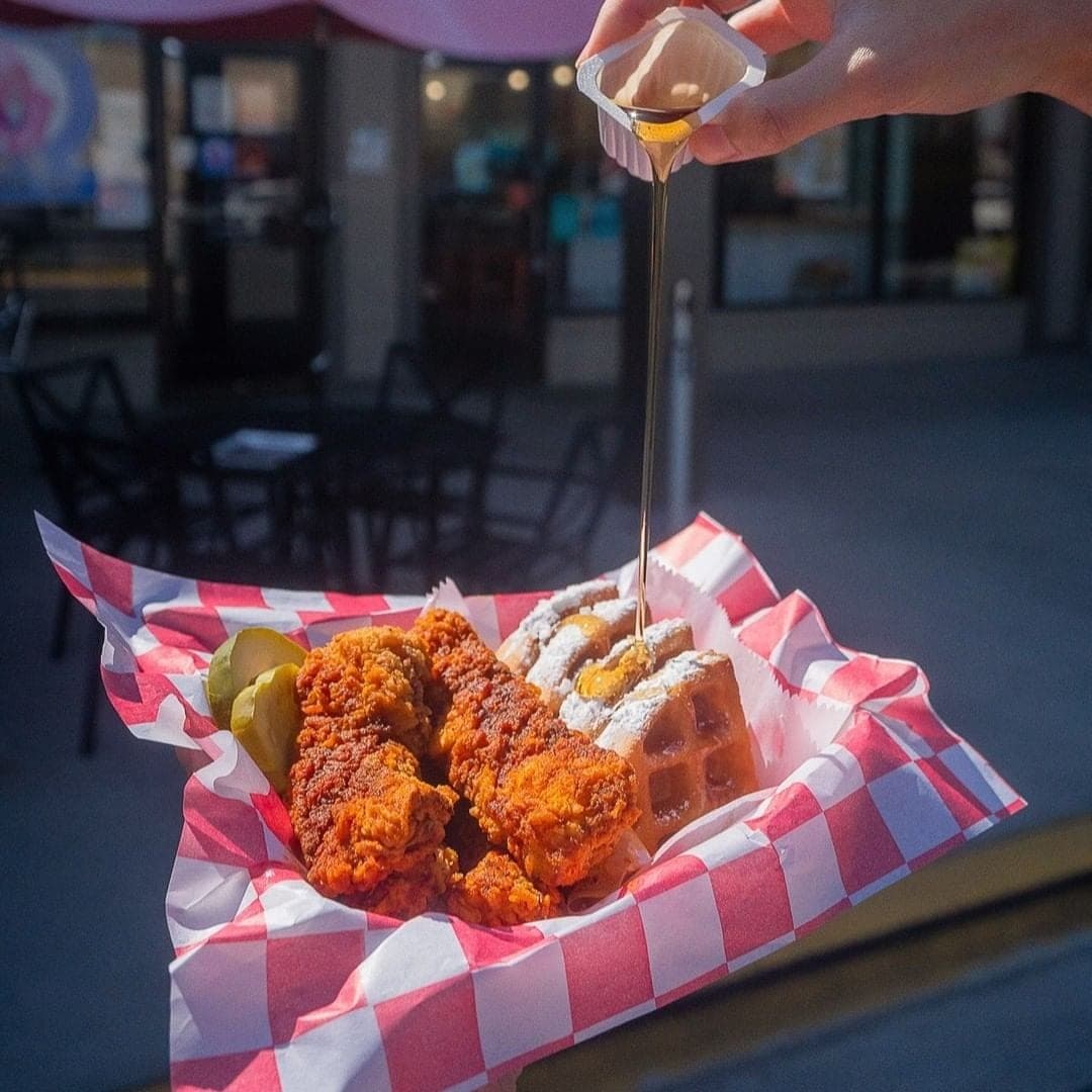 Hangry Joe's Hot Chicken & Wings — photo 3