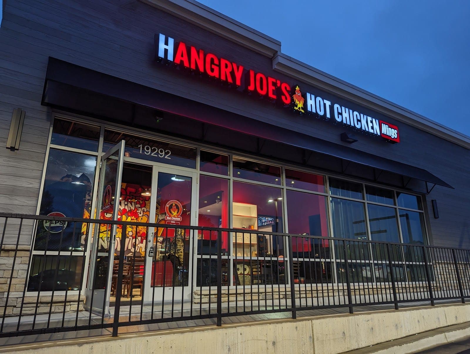 Hangry Joe's Hot Chicken & Wings — photo 1
