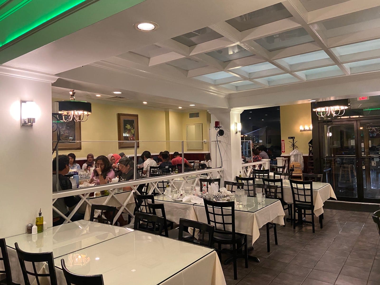 Alborz Restaurant — photo 3