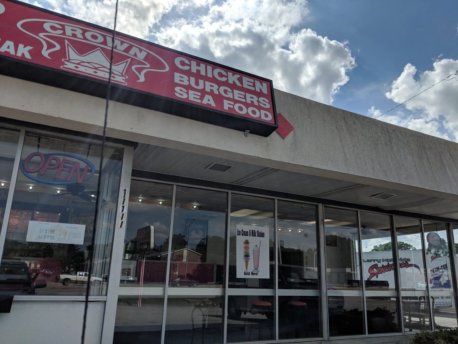 Crown Fried Chicken — photo 1