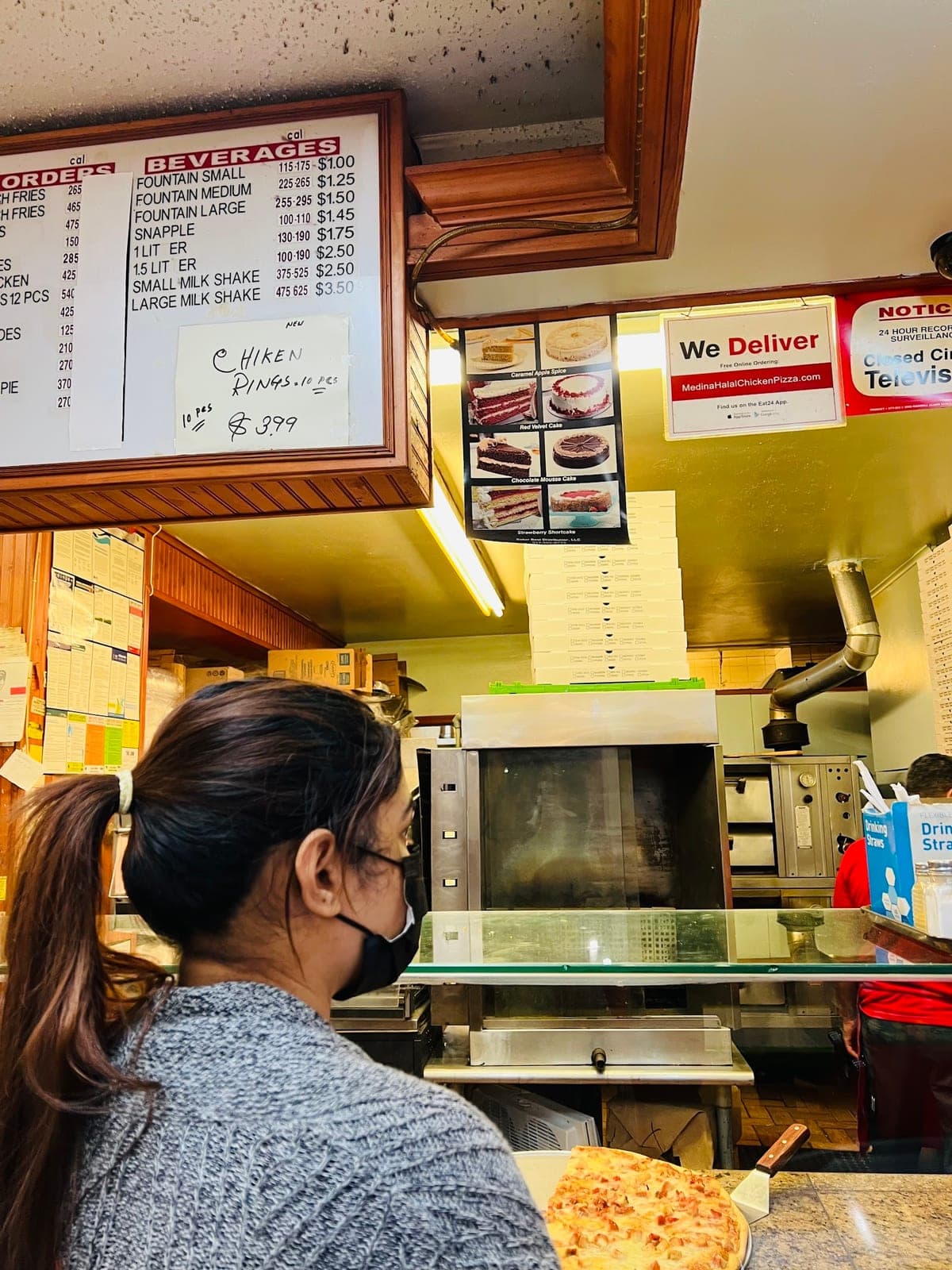 Medina Fried Chicken & Pizza — photo 6