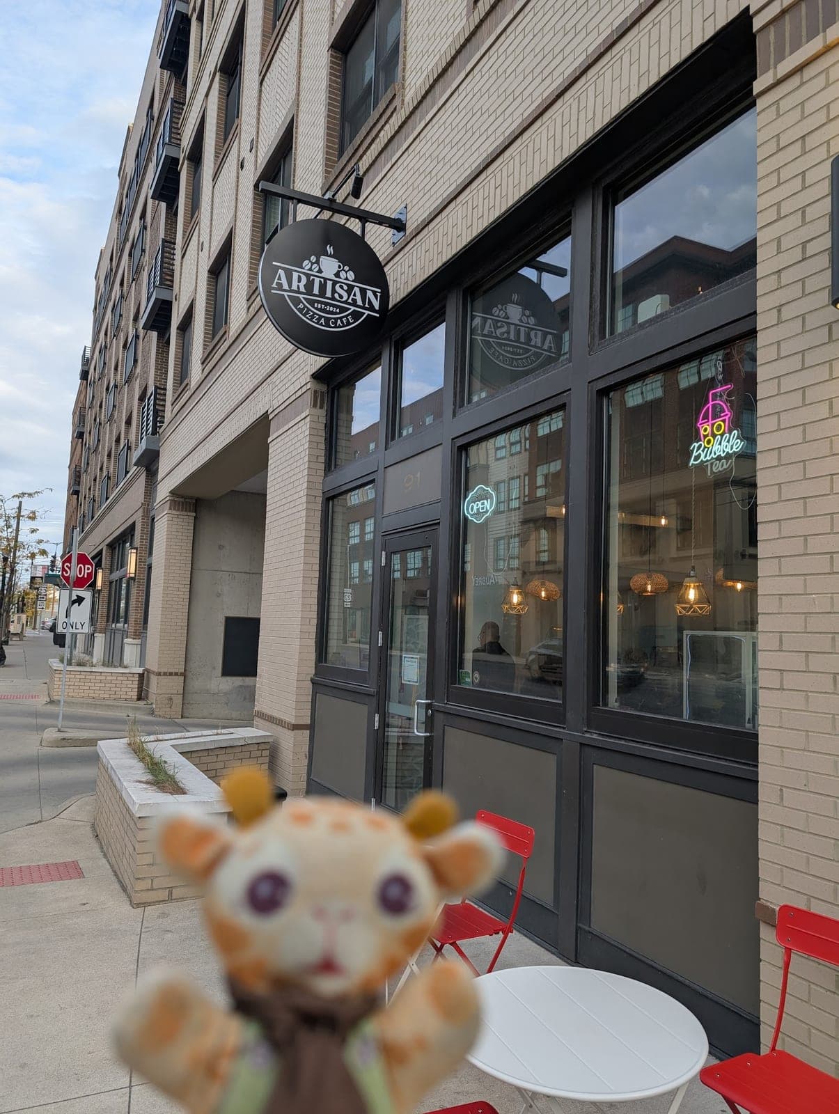 Artisan Pizza Cafe — photo 1