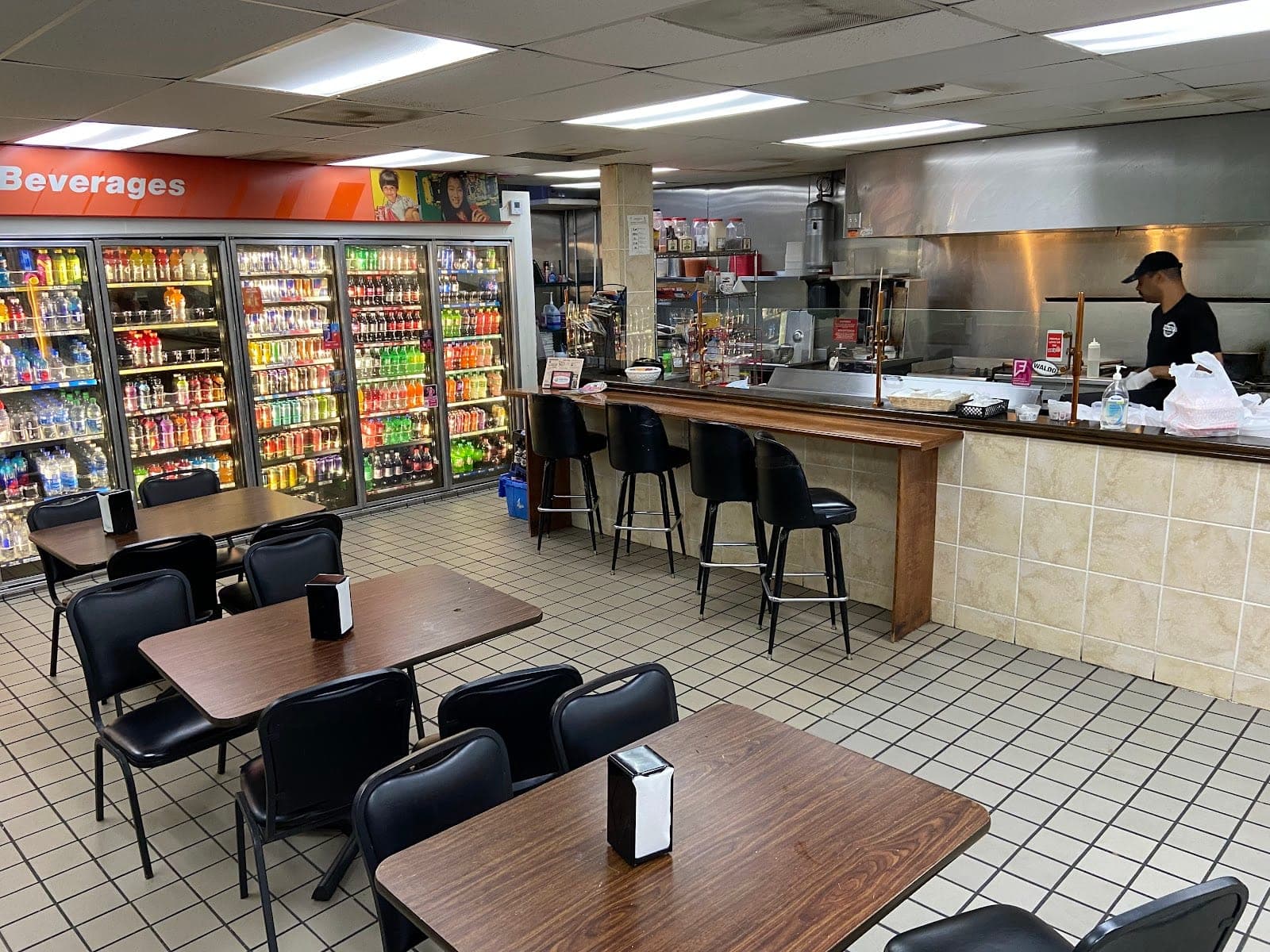 Papu’s Cafe — photo 2