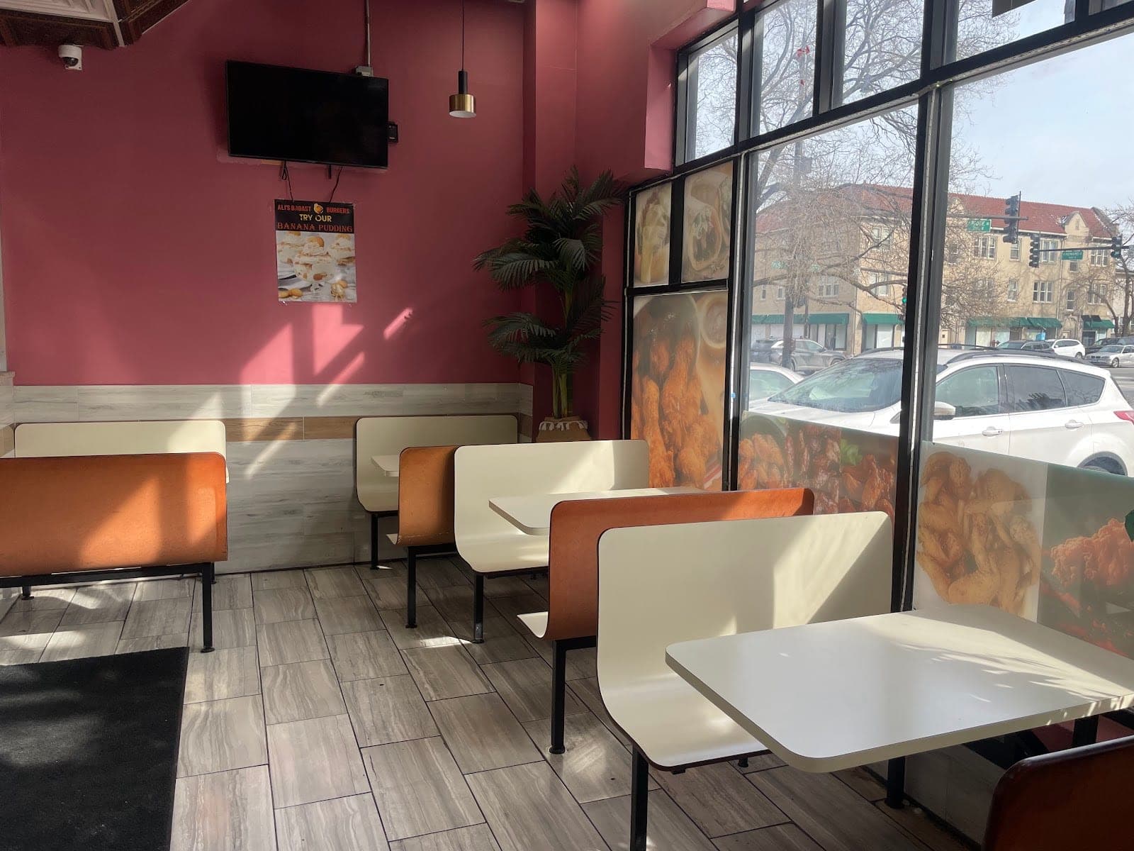 Ali's Broast & Burgers — photo 3