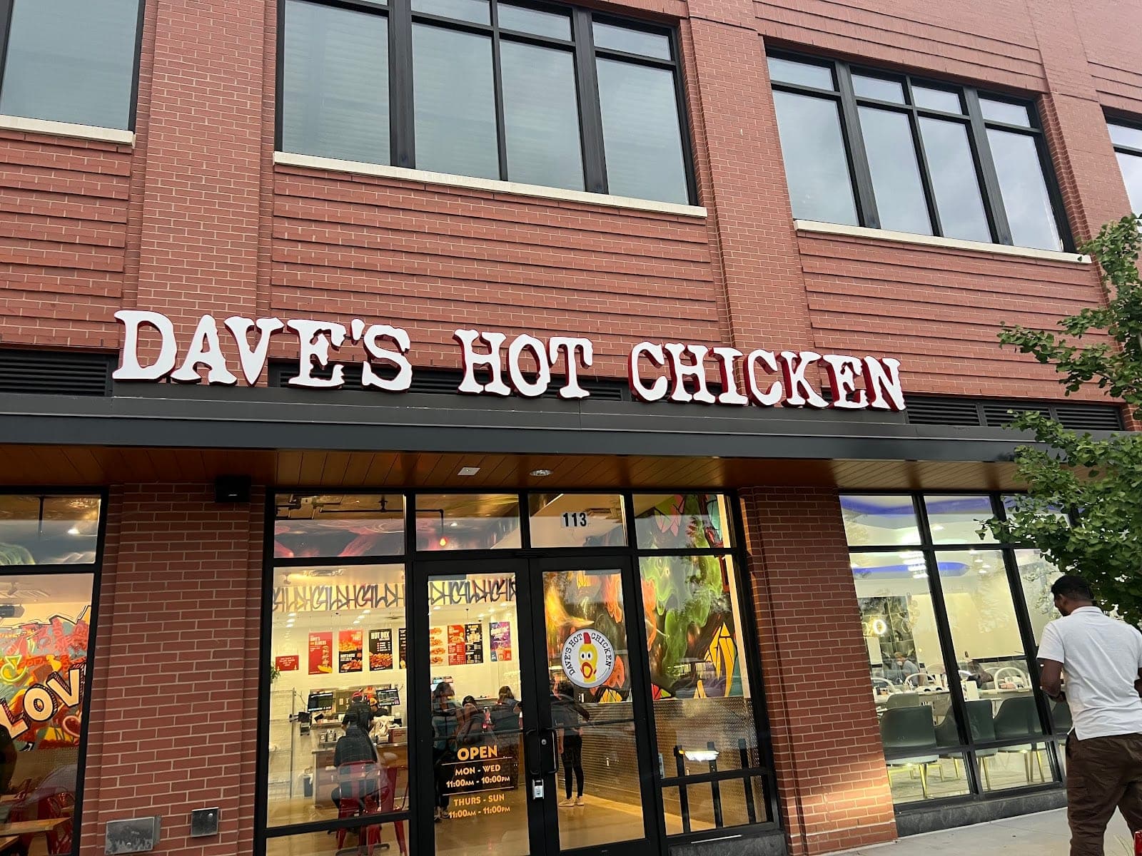 Dave's Hot Chicken — photo 1