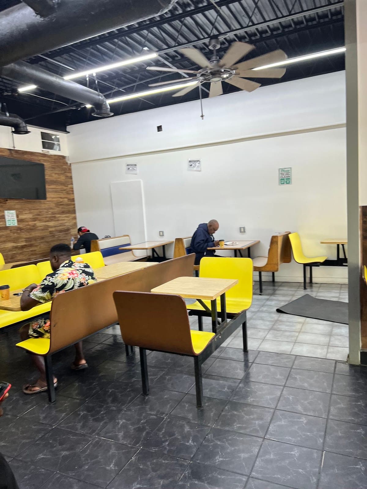 Halal Pizza — photo 3