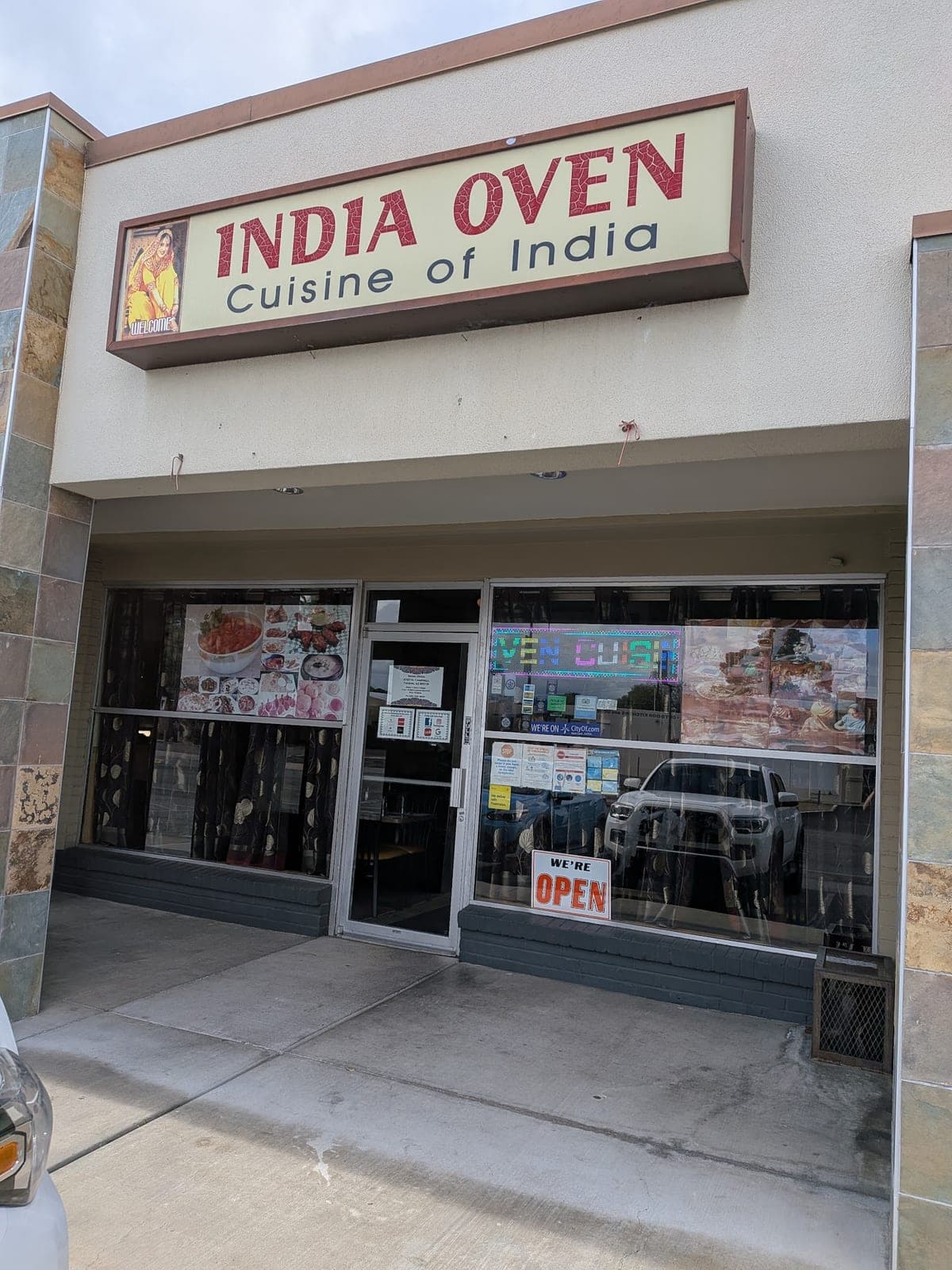 India Oven — photo 1