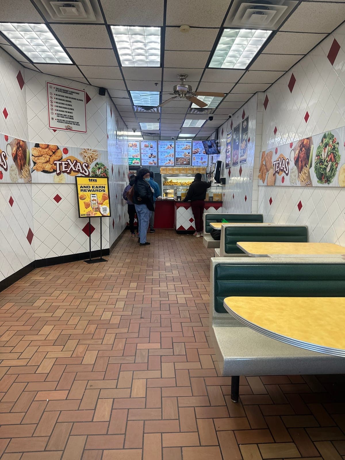 Tex's Chicken & Burgers — photo 6