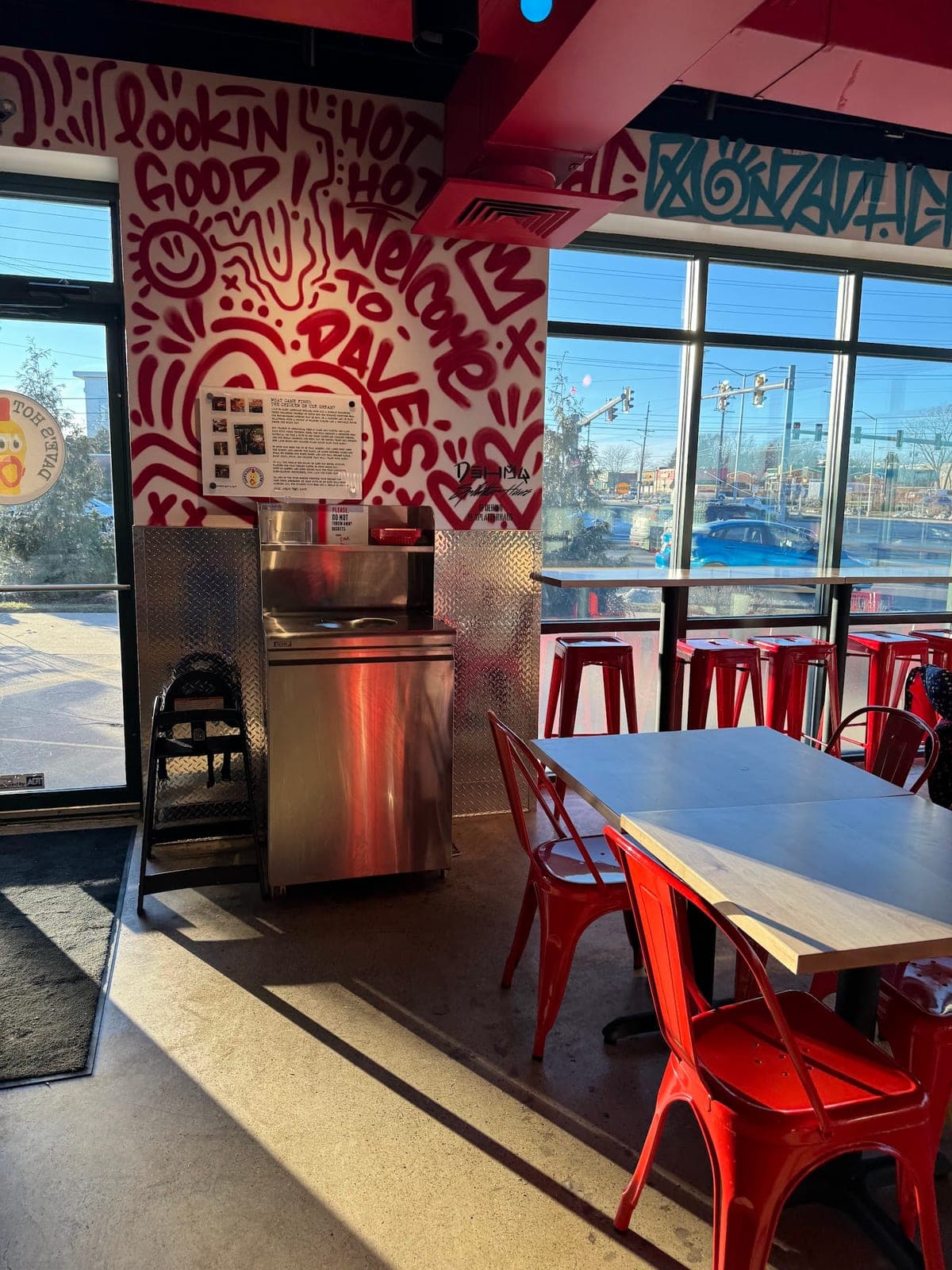 Dave's Hot Chicken — photo 1
