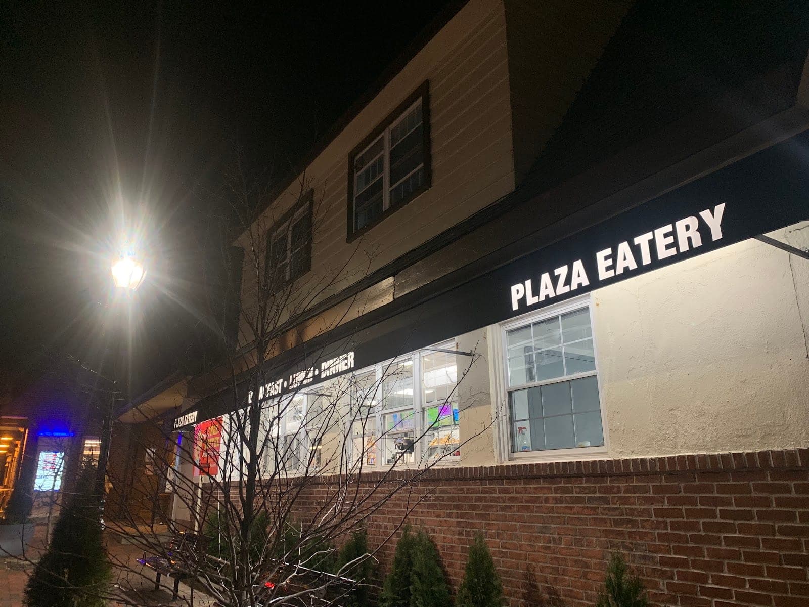 Plaza Eatery — photo 2