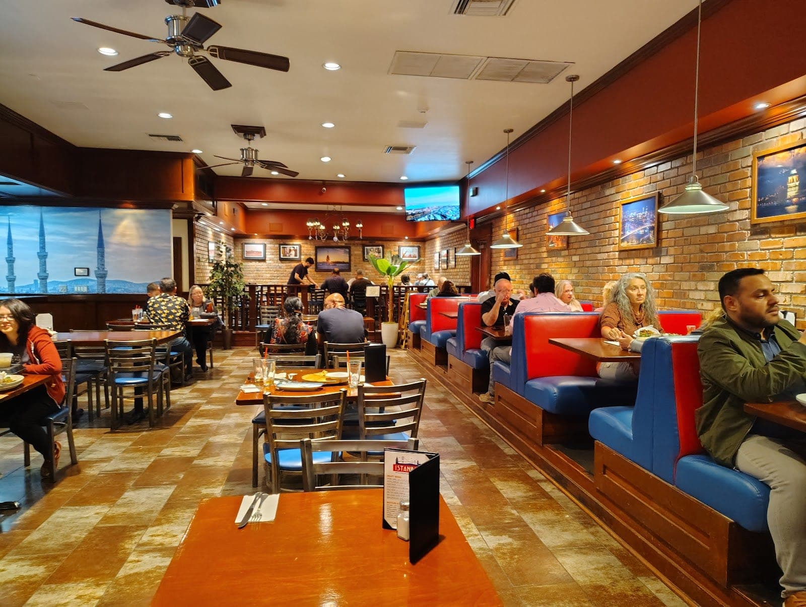 Istanbul Mediterranean Cuisine & Bar — photo 2