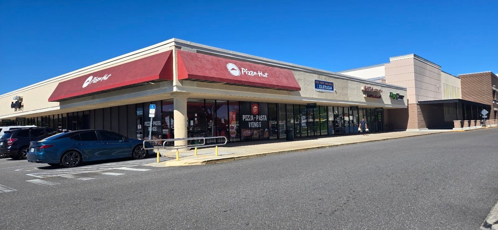 Pizza Hut — photo 2