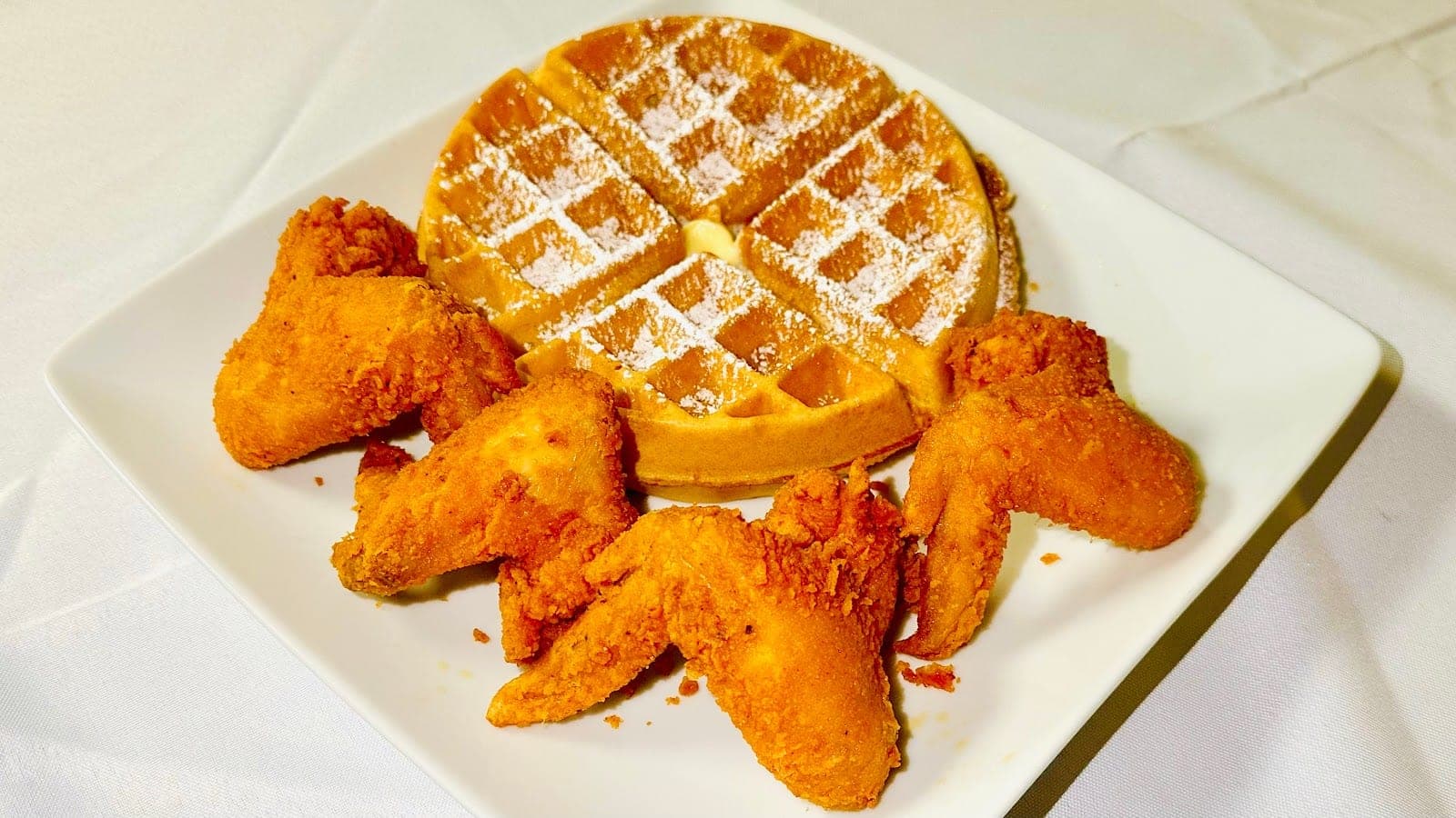 Southern Style Chicken & Waffle — photo 2