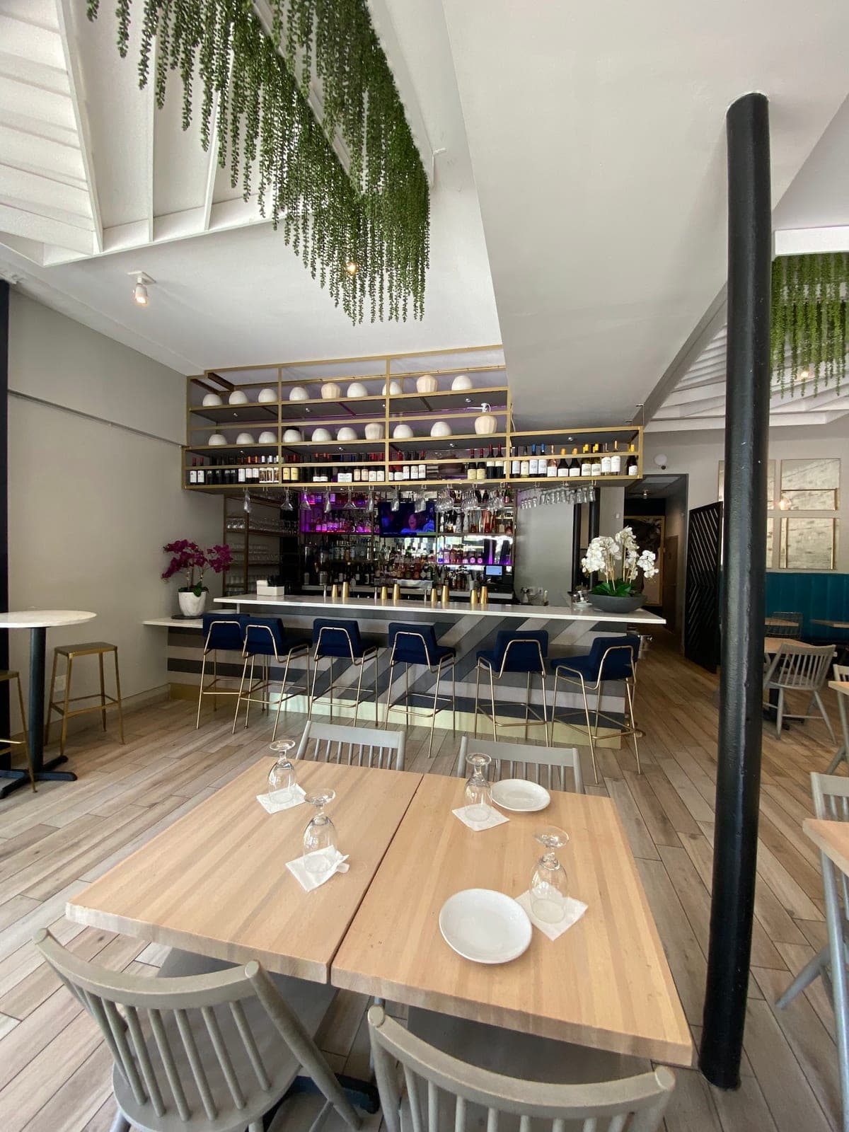 Dio Modern Mediterranean — photo 3