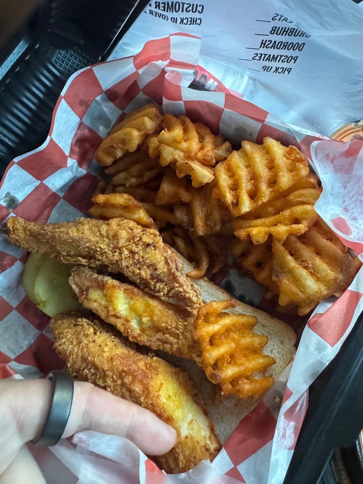 Hangry Joe's Hot Chicken & Wings — photo 4
