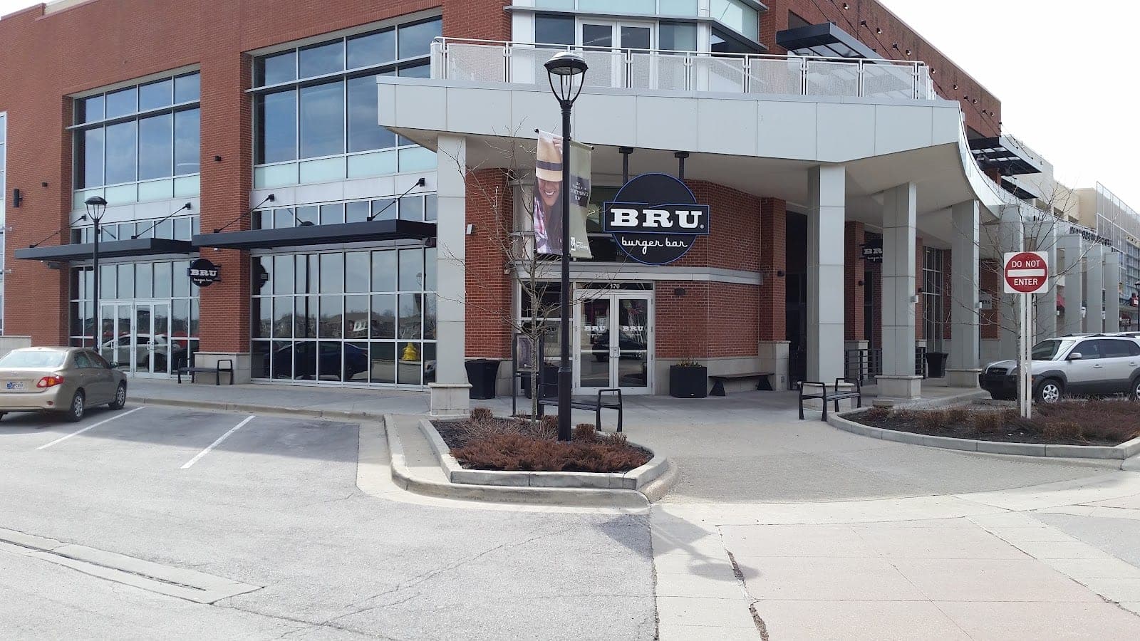 Bru Burger Bar - Plainfield — photo 1